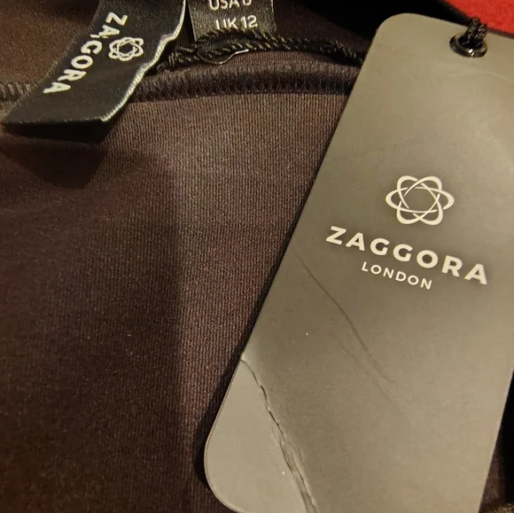 2pc ZAGGORA athletic set size 8 - Picture 3 of 6